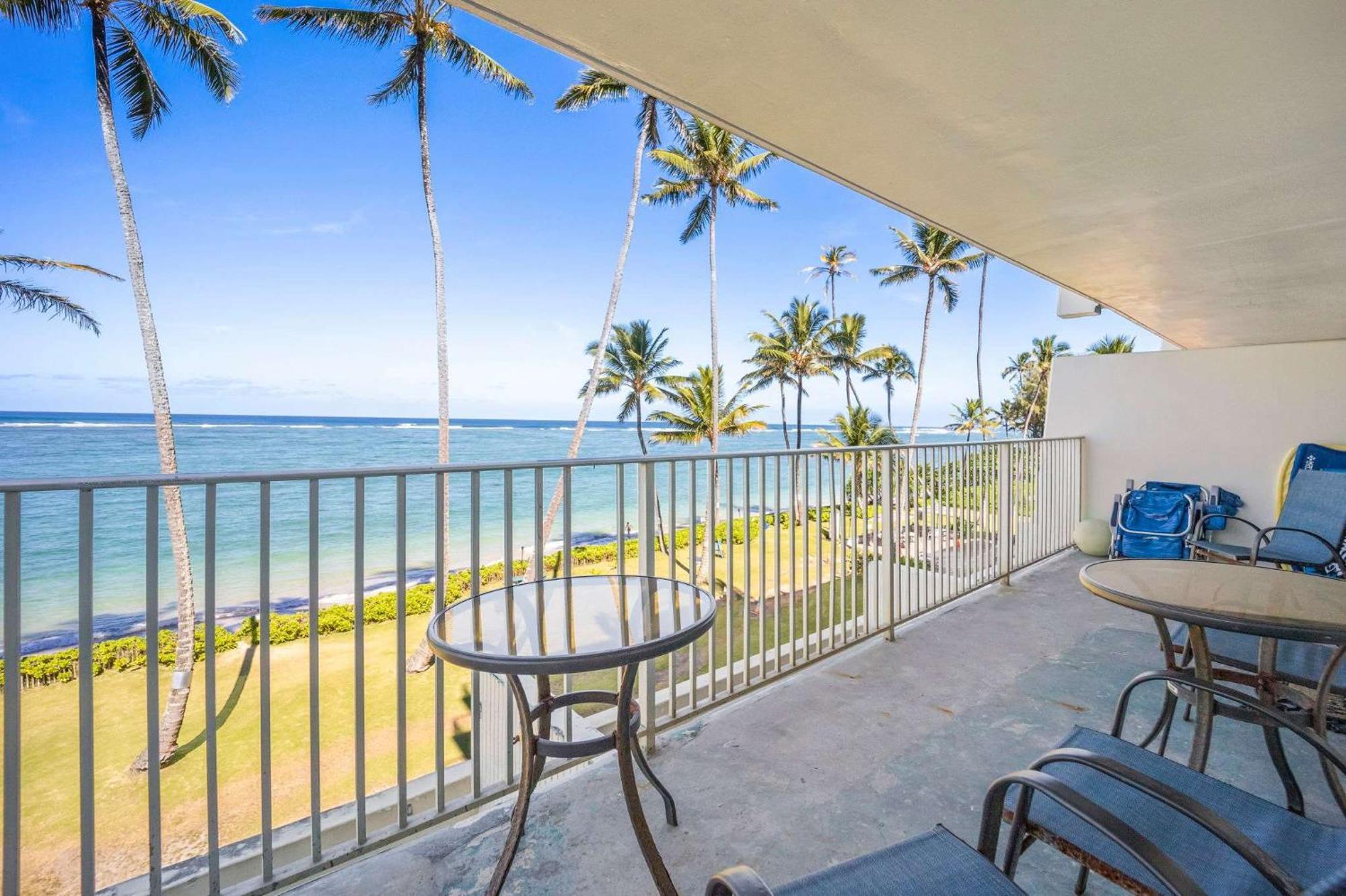 Beautiful Beachfront Condo Laie Dış mekan fotoğraf